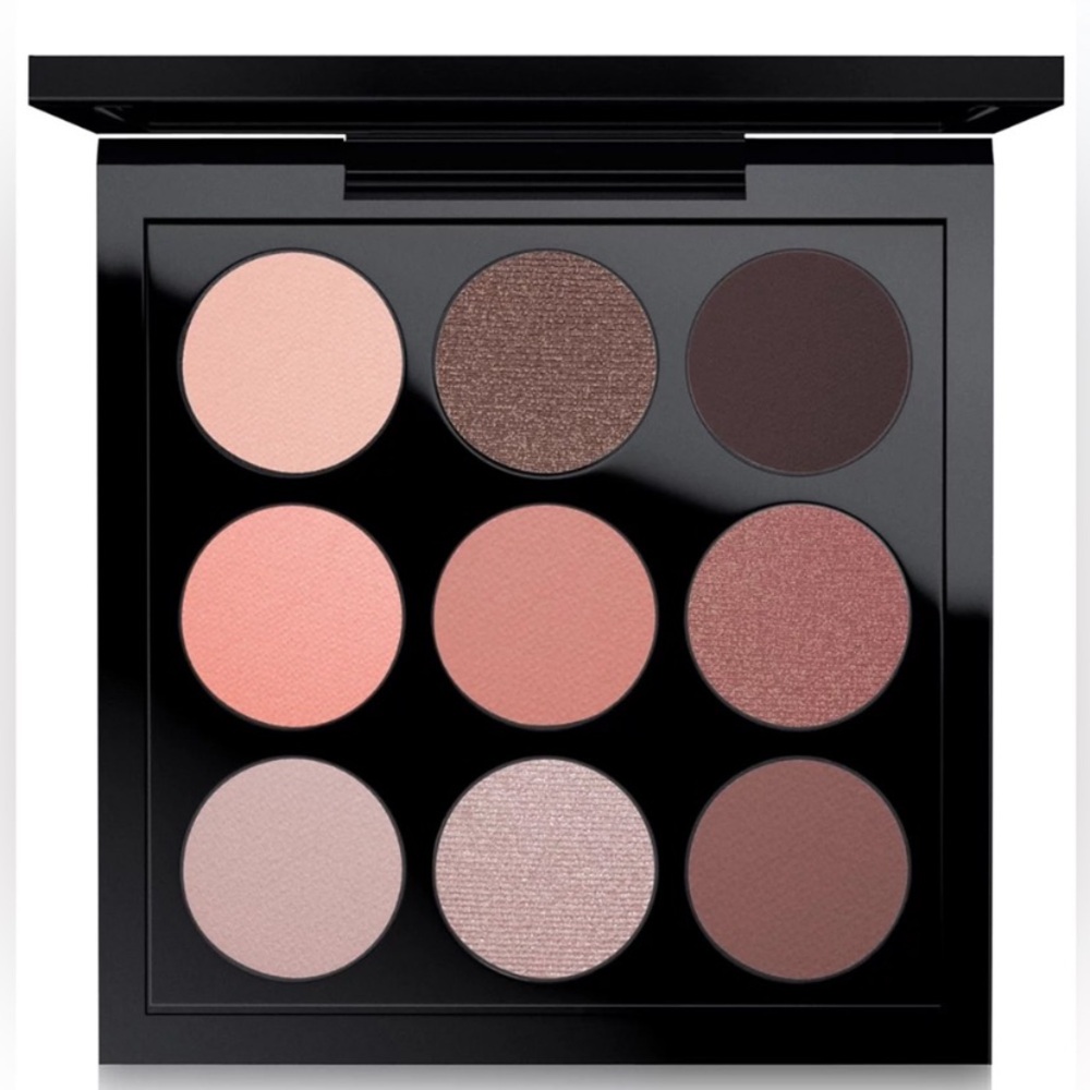 New with Box Mac Eye Shadow Dusky Rose Times Nine